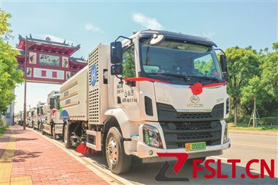 南海：首批氫能環(huán)衛(wèi)車投入運行